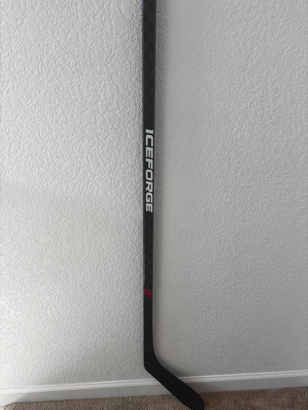 ICEFORGE ELITE senior composite hockey stick detail